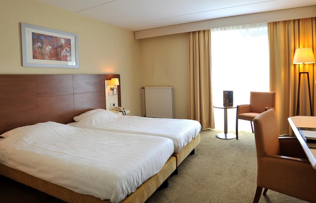 Tulip Inn لايدردورب المظهر الخارجي الصورة